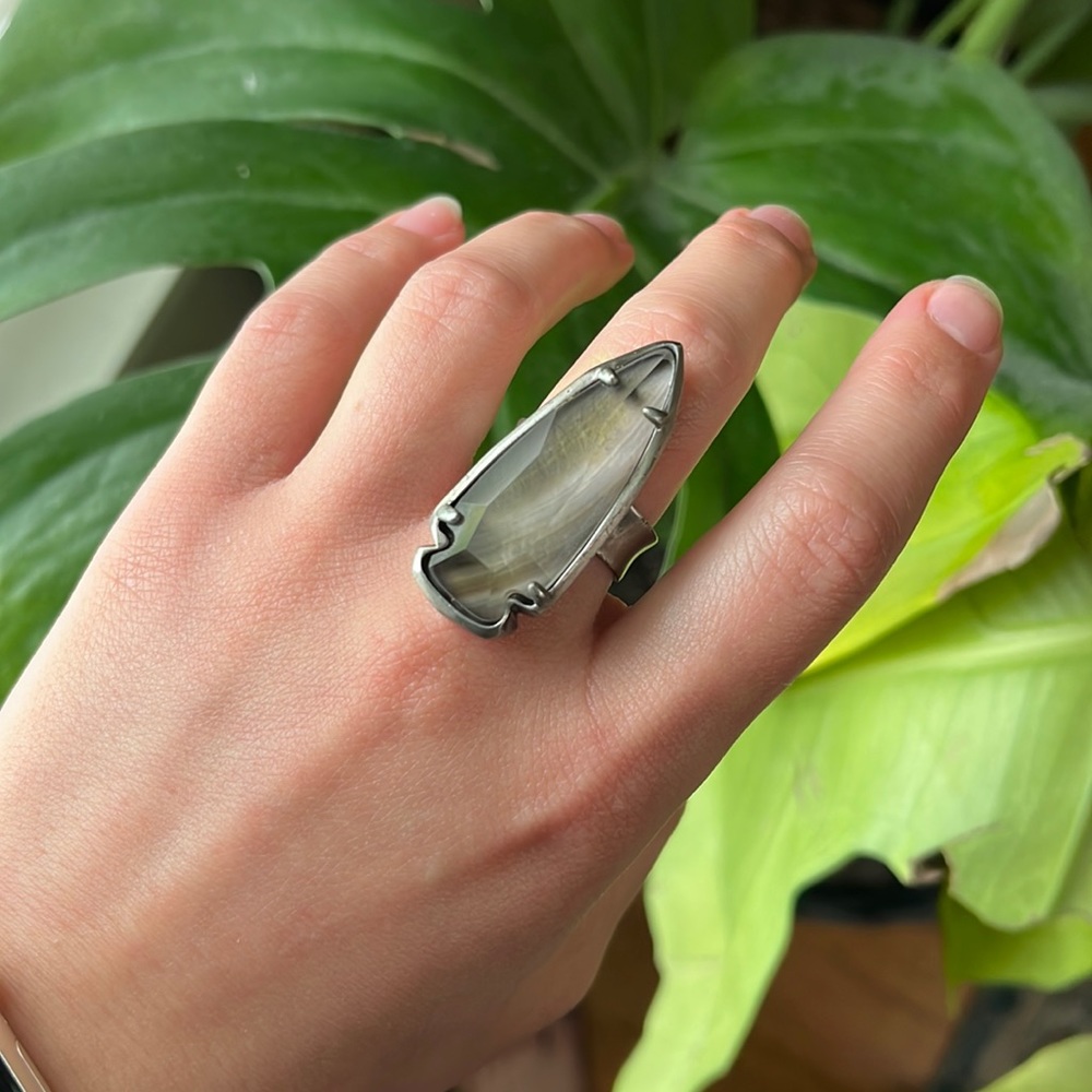 Kendra Scott Black Mother of Pearl Arrowhead Ring